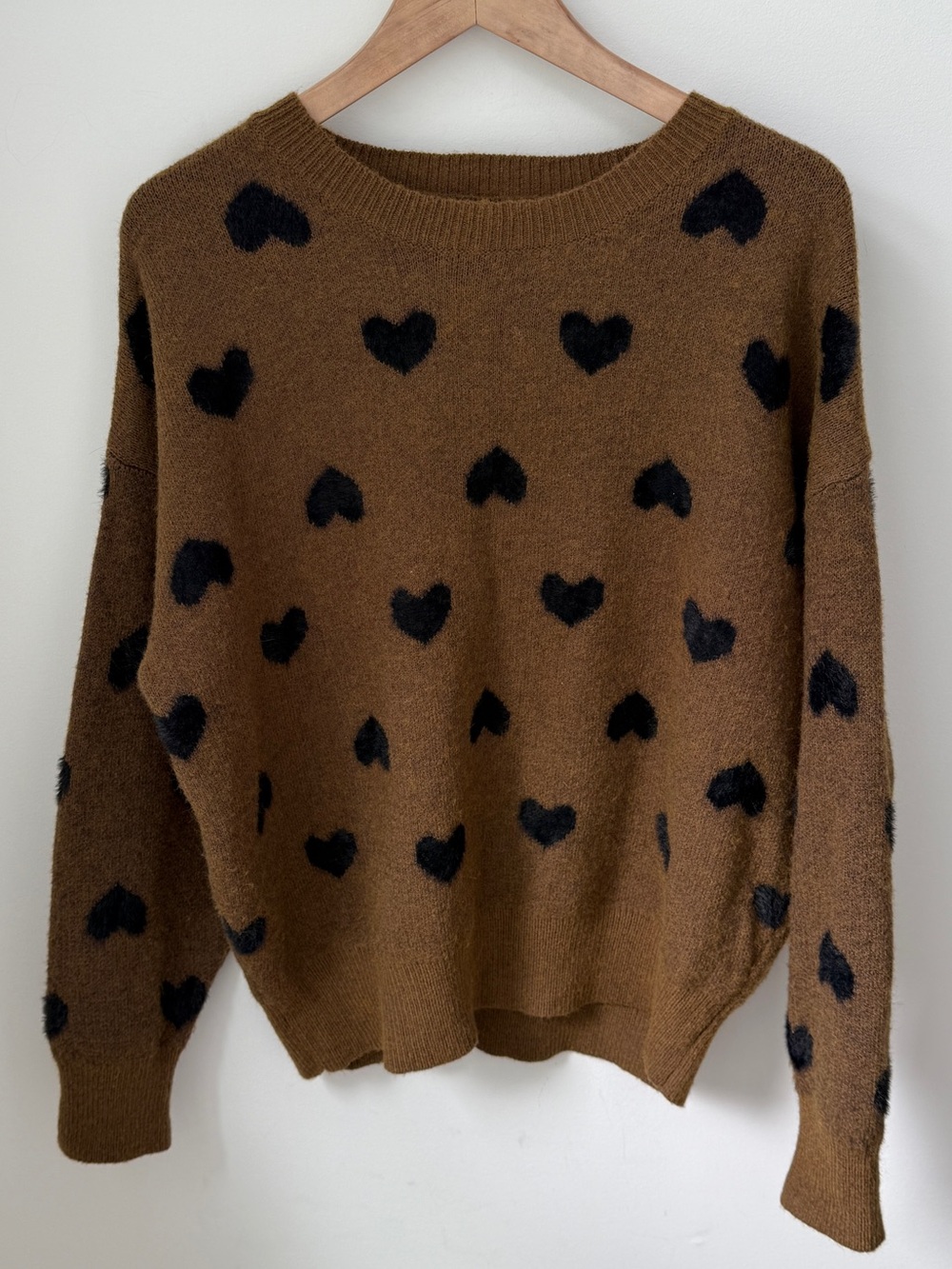 MOLLY BRACKEN Brown Black Heart Knit Crew Neck Pullover Sweater